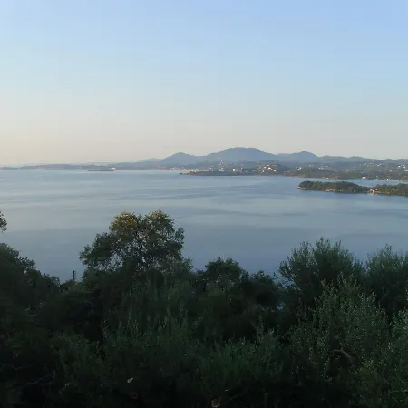 Elli 1 Panoramic View アパート